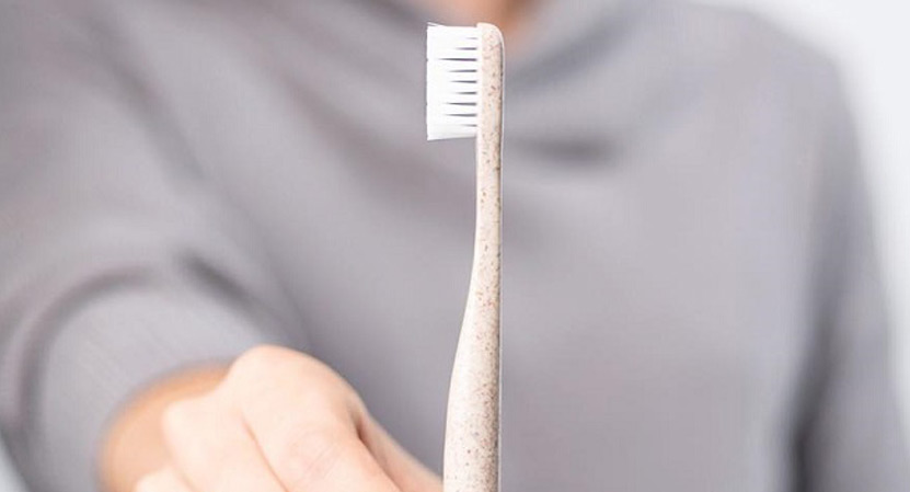 ¿Has oído hablar de los cepillos de dientes biodegradables creados por Fernando Cervigón y Sara Cobos?